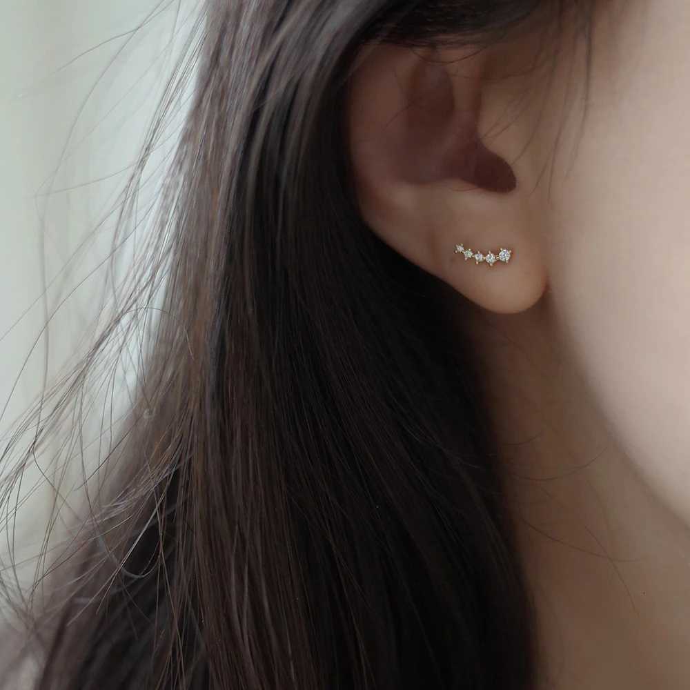 Classic 925 Silver Needle Zircon Earrings Simple Crystal Stud Earrings Women Fashion Wedding Party Jewelry Accessories Gifts y250715