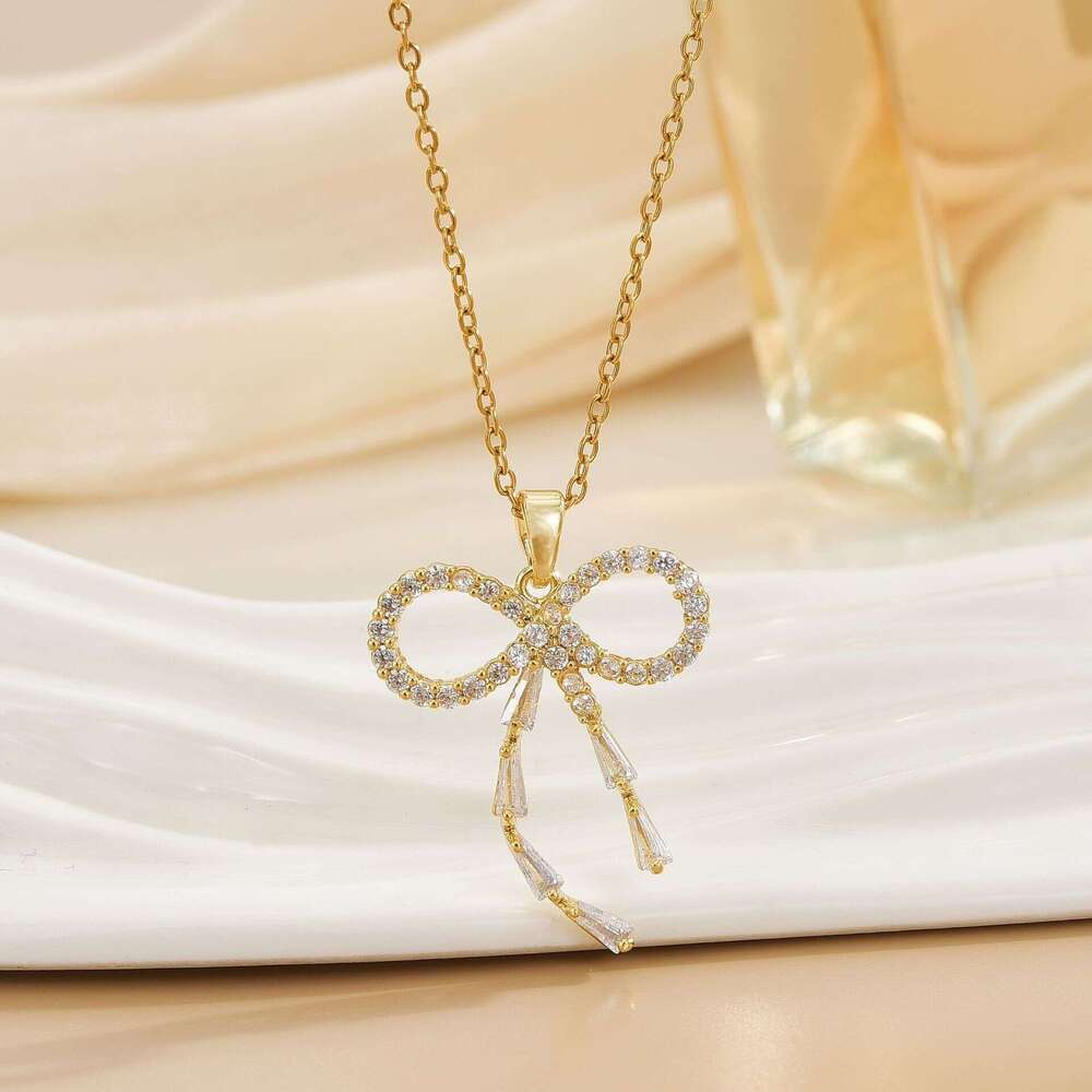 Fashion Jewelry New Full Dia Bow Necklace High-End Zircon Butterfly Pendant Design Sense Light Collarbone Chain Fd1