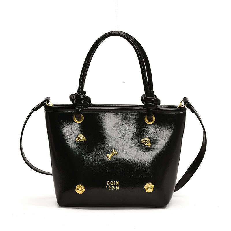 Simple and Stylish Handheld Bucket for Women 2025 New Fashion Versatile Crossbody Commuter Single Shoulder Small Tote Bag