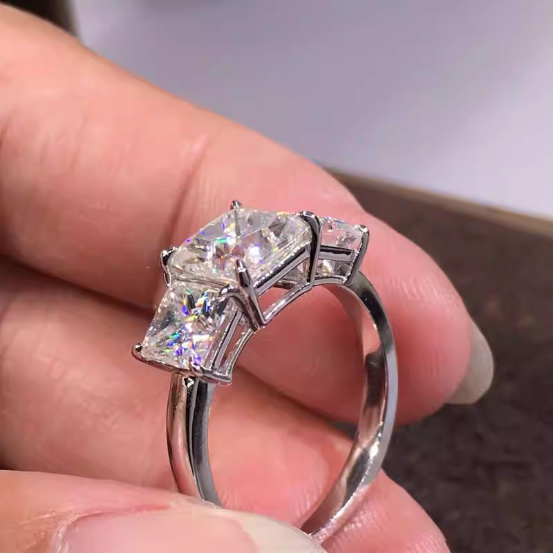Choucong Brand Wedding Rings Luxury Jewelry 925 Sterling Silver Fill Three Stone Princess Cut 5A Cubic Zircon CZ Diamond Gemstones Party Women Engagem