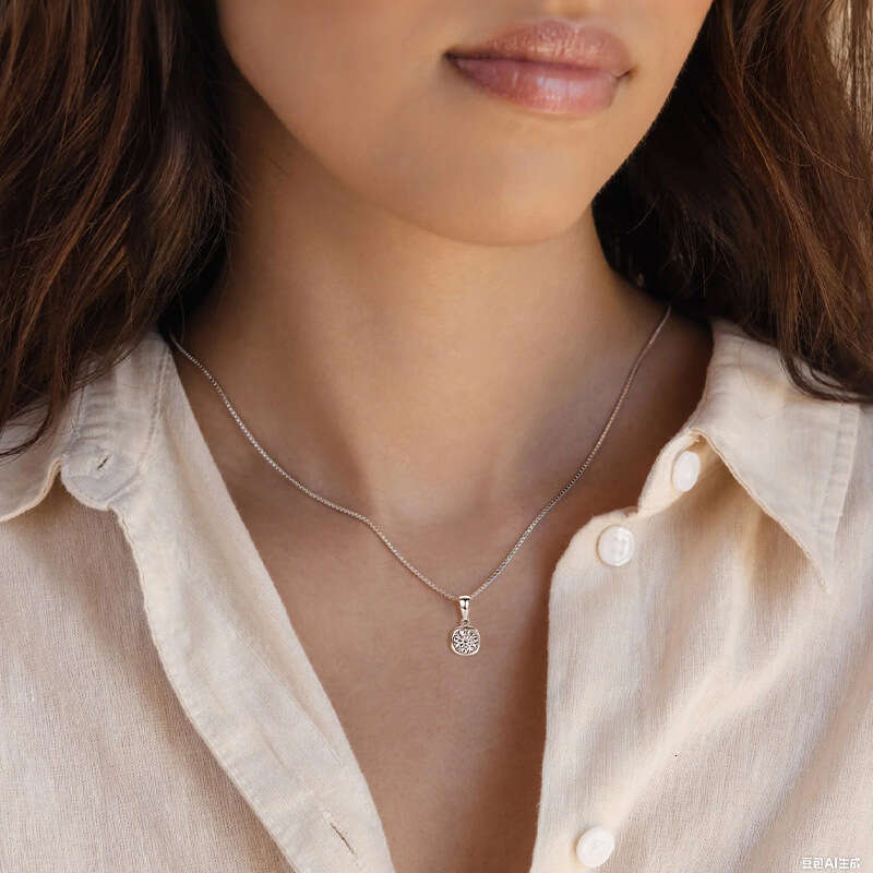 Tiktok Internet Celebrity Live Hearts Eight Arrows Moissanite Necklace Pure Sier Classic Versatile Small Rock Candy Collarbone Chain 19B