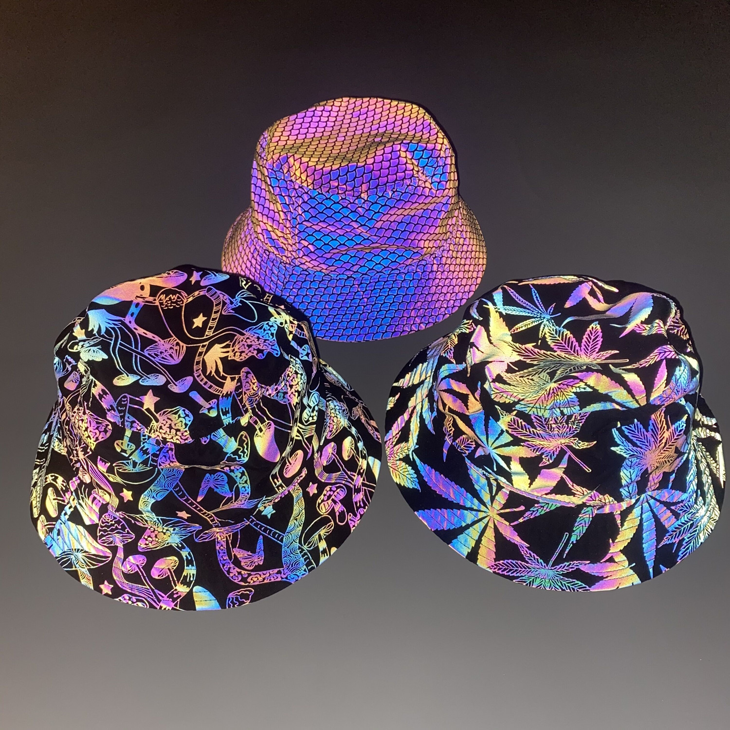 Stage Wear Rainbow Pattern Reflective Bucket Hat Unisex Outdoor Casual Sun Hat Colorful Luminous Sunshade Hat
