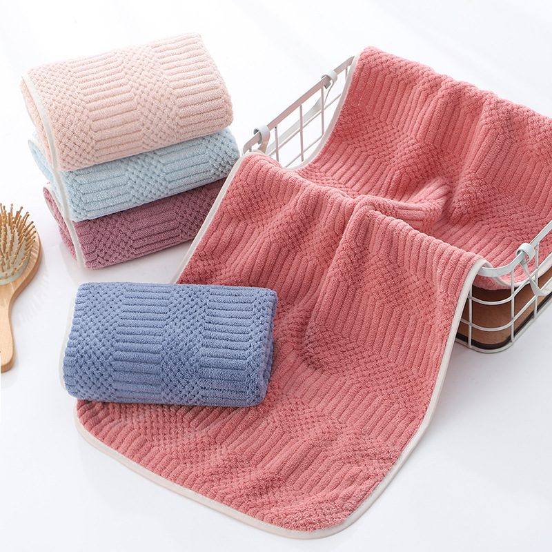 8 sets of high - quality 100% coral fleece towel sets including bath and face towels for beach and hotel use The quality is excellent and the texture 