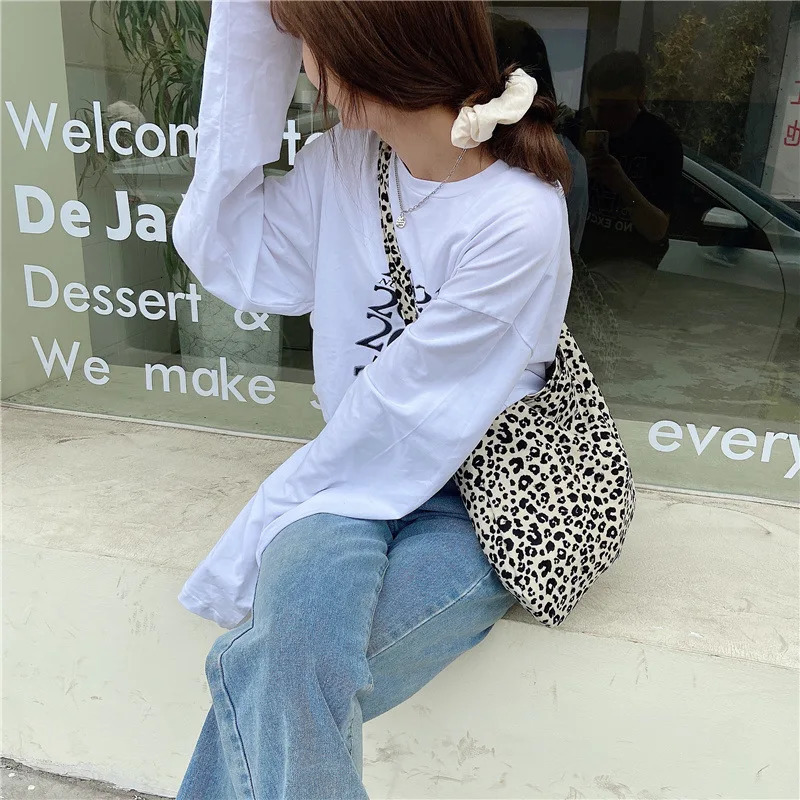 Womens Shoulder Bags Leopard Print Flower Fashionable Trendy Canvas Cross Bags Large Capacity Portable Shopping Shoulder Bags 250714