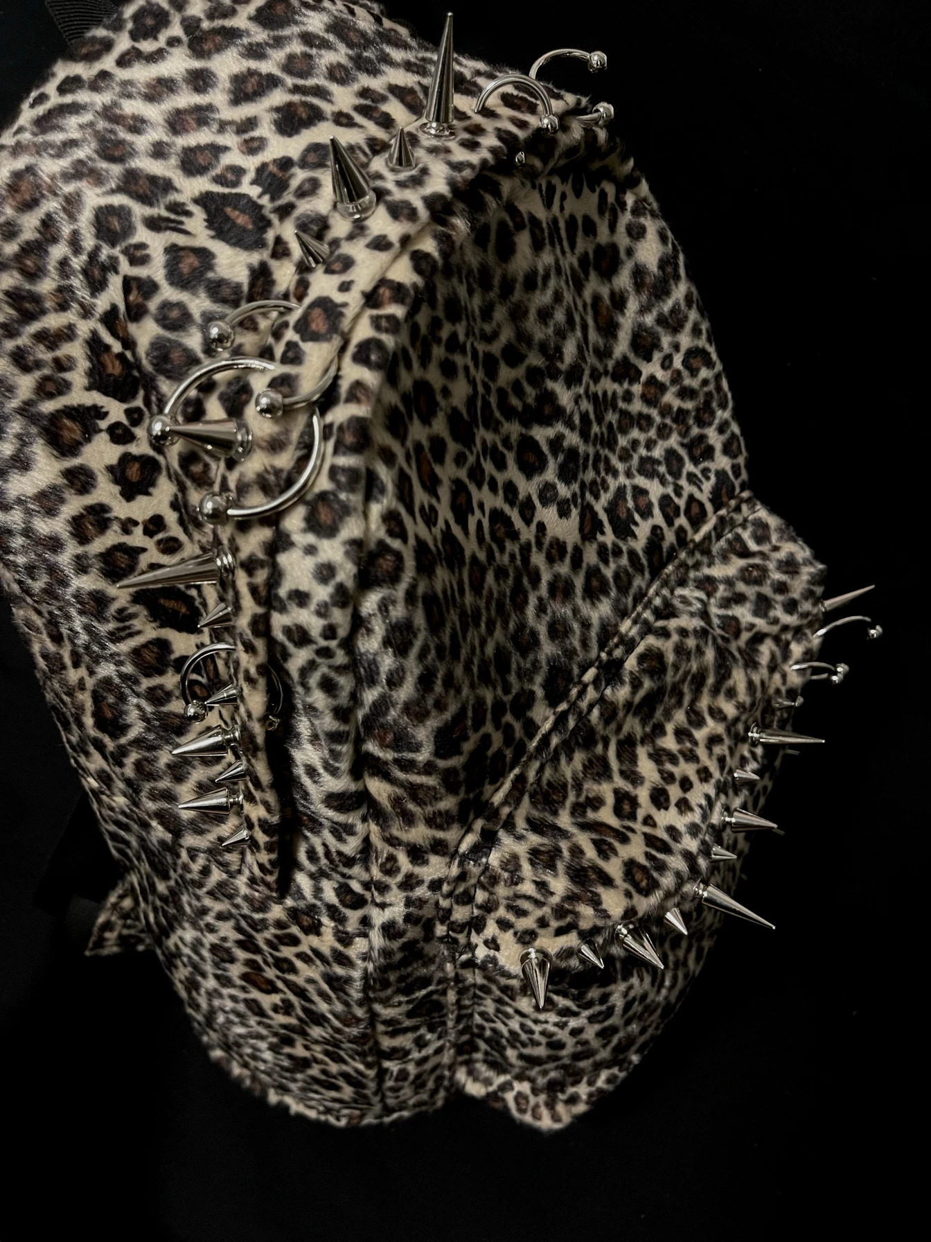 punk rivet leopard print backpack mens bag large capacity fashion Backpacks for women 250714