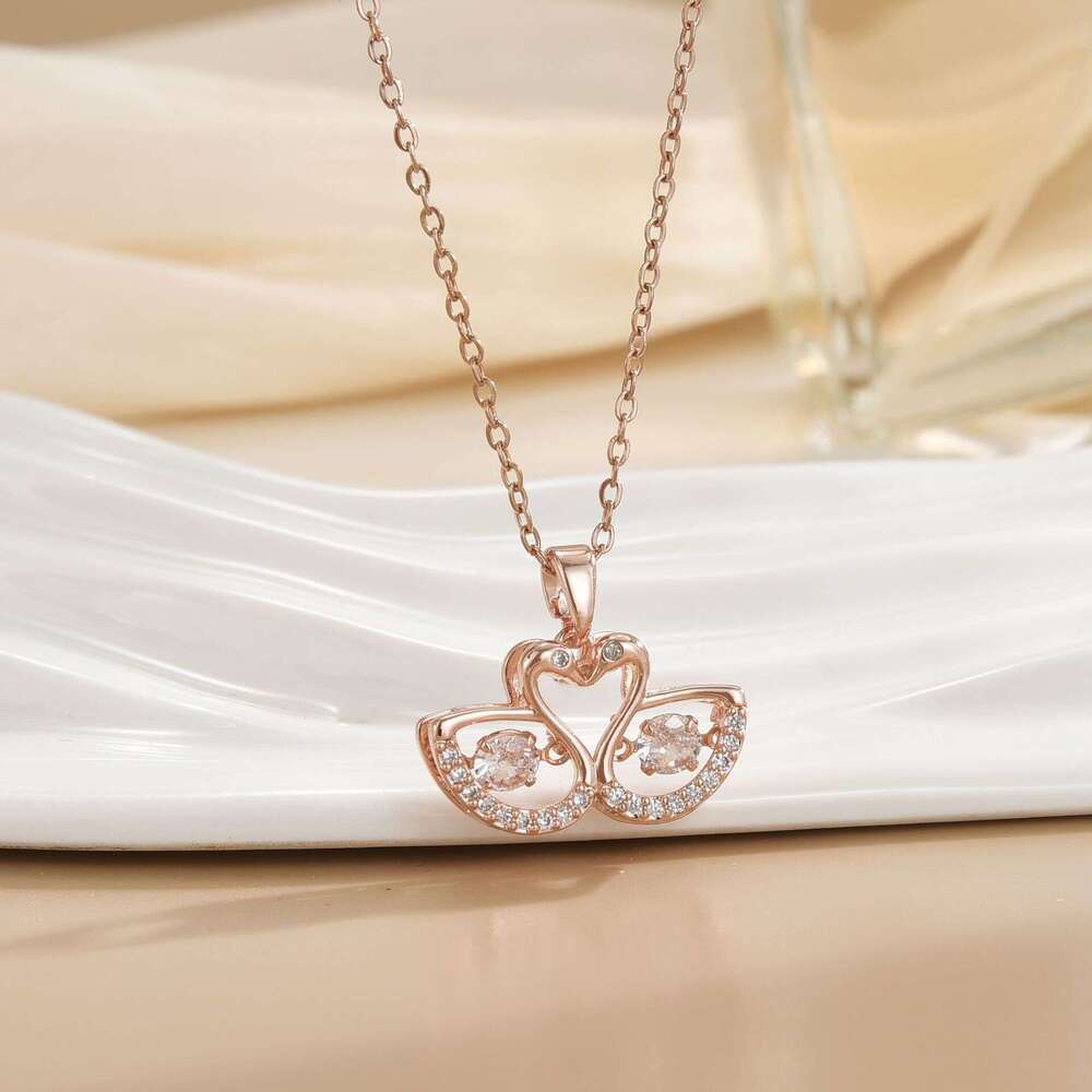 Titanium Steel Non-Fading Smart Necklace For Women, Elegant And Simple Lucky Clover Collarbone Chain, Unique Design Sense Neck Chain Jewelry 0F3