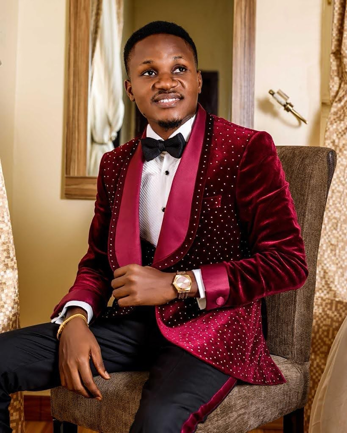 Fashion Men's Suits Slim Fit 3 Pcs Blazers Pants Vest Shining Groom Tuxedos Male Clothing Customized