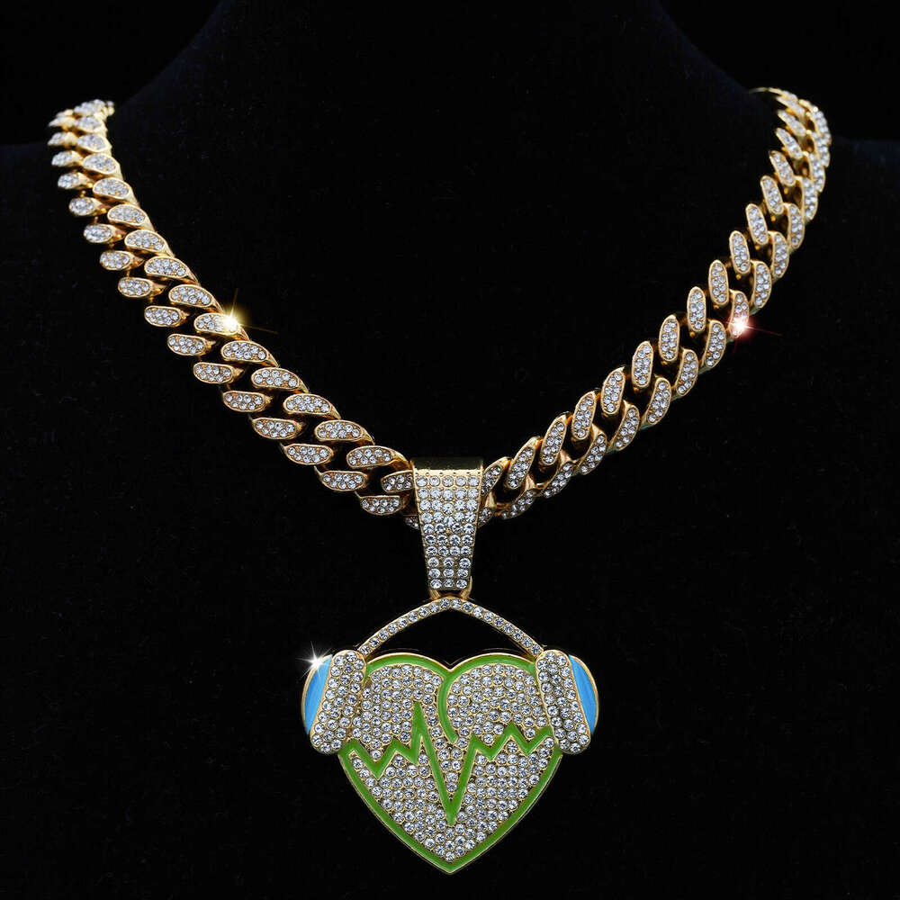 Hot Selling Resin Inlaid Headphone Heartbeat Heart Pendant Full Dia Hip Hop Personality Trend Necklace