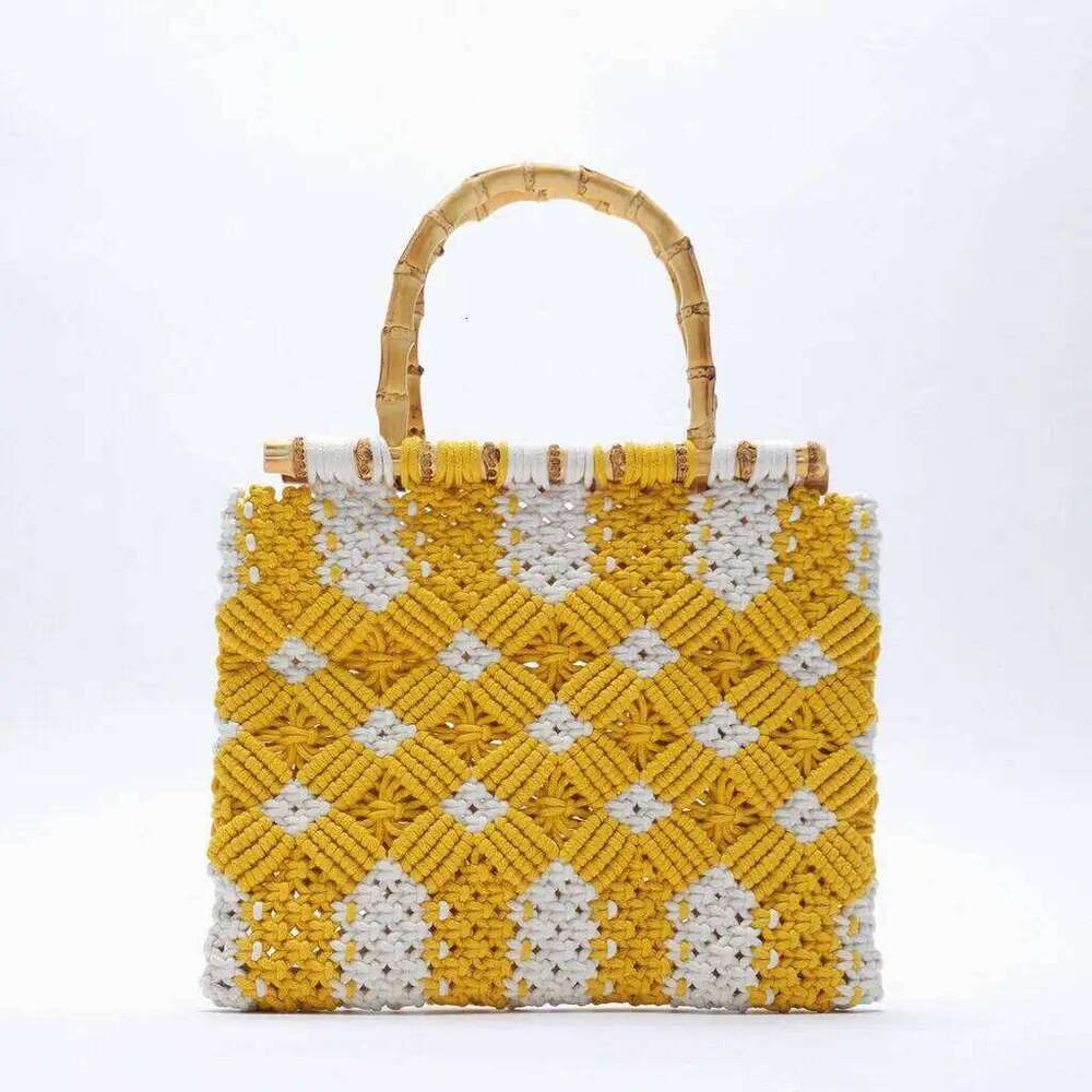 Women Bamboo Handle Plain Thread Handmade Beach Bag Large Totes Summer Designer Handbag for Holiday Vacation
