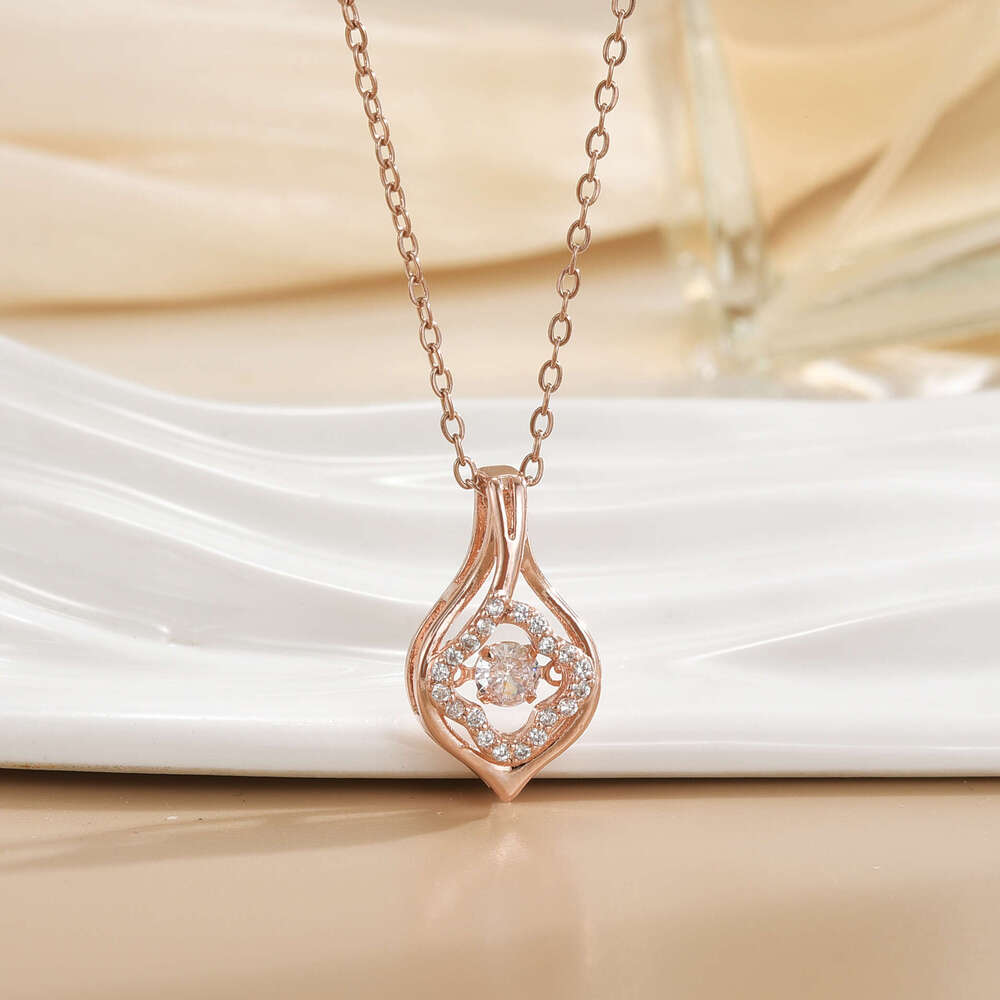 Titanium Steel Non-Fading Smart Necklace For Women, Elegant And Simple Lucky Clover Collarbone Chain, Unique Design Sense Neck Chain Jewelry 0F3