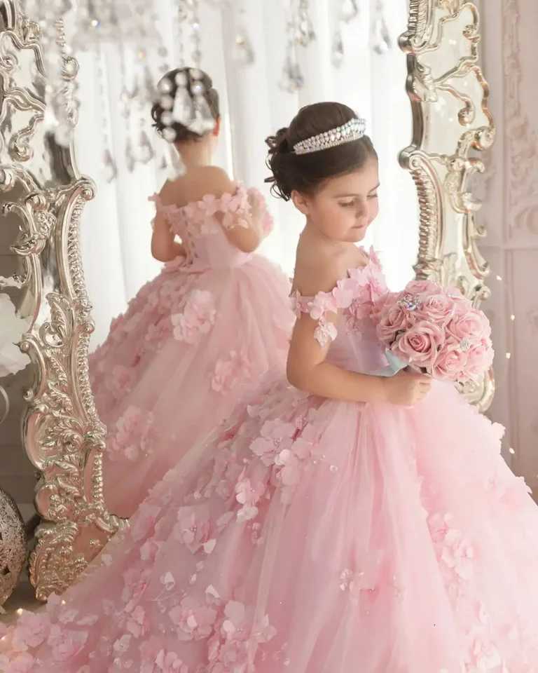 Pink 3d Applique Flower Girl Dress For Wedding Off Shoulder Luxurious Pearls Tulle Child First Eucharistic Birthday Party Dress Z250716