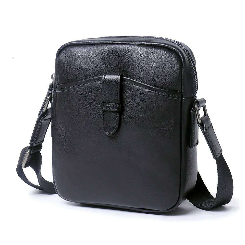 Trendy Korean Style Men's Leather Shoulder Casual Simple Crossbody Bag Wholesale Motorcycle Equipment Accessories