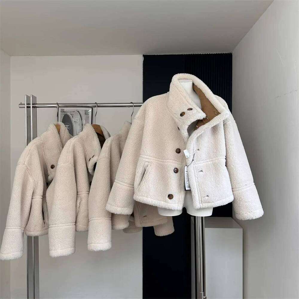 Designer Clothing 2025 New Winter Warm Thick Suede Two Way Wear Furry Turn Down Collar Women Jacket Coat Casaco Feminino Fashion