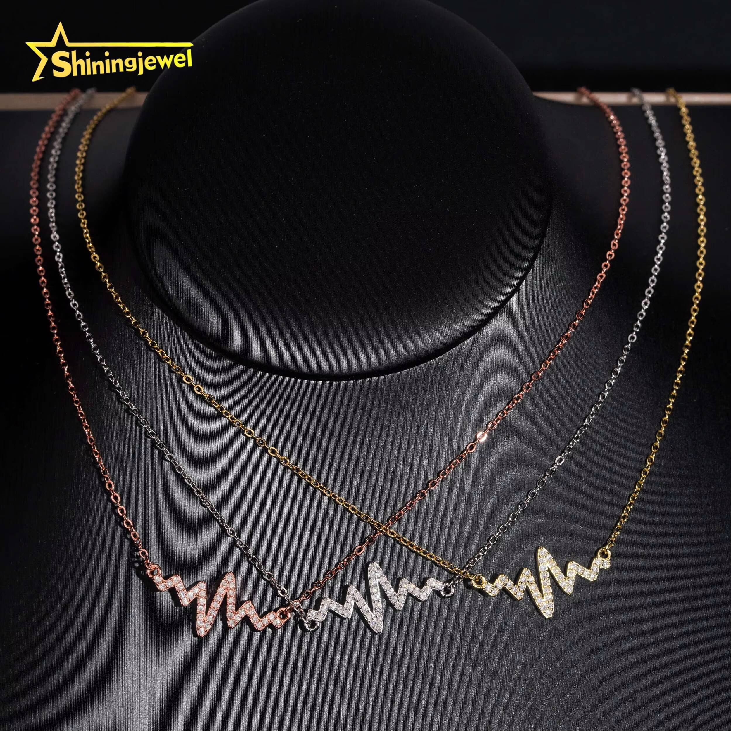 GRA Certificate Moissanite Charms Necklace Iced Out New Fashion Lady Daily 925 Sterling Silver Moissanite Womens Jewelry