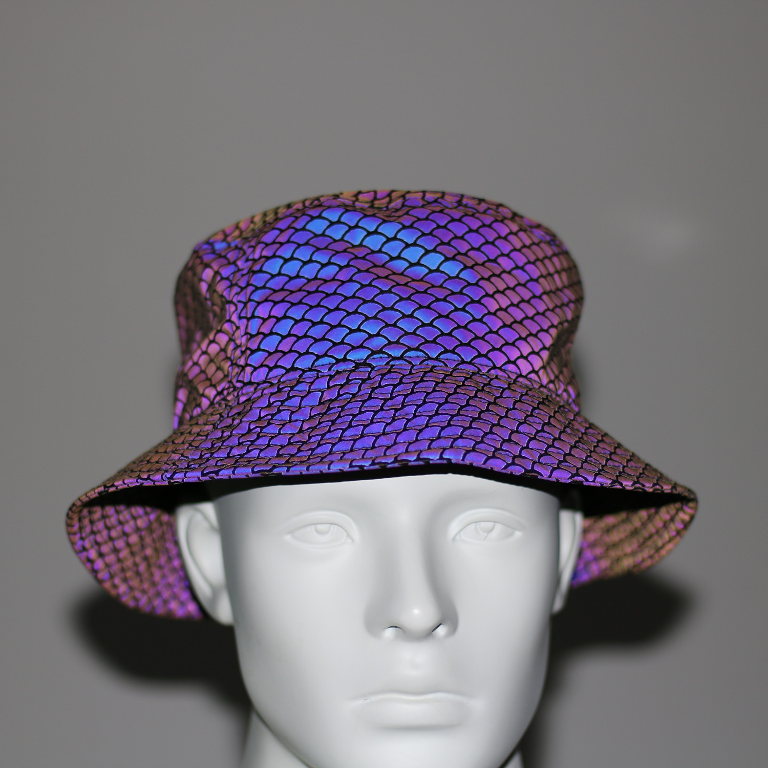 Stage Wear Rainbow Pattern Reflective Bucket Hat Unisex Outdoor Casual Sun Hat Colorful Luminous Sunshade Hat