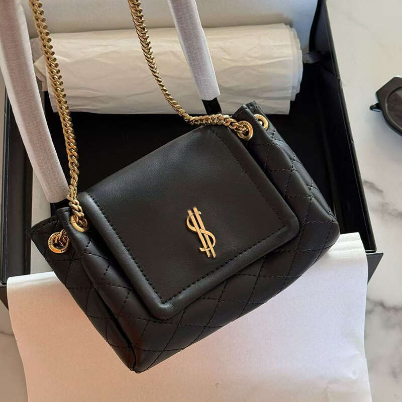 Designer Chain Shoulder Bag Nolita Bag Preppy Luxury Women Crossbody Bags High Quality Leather Mini Purses