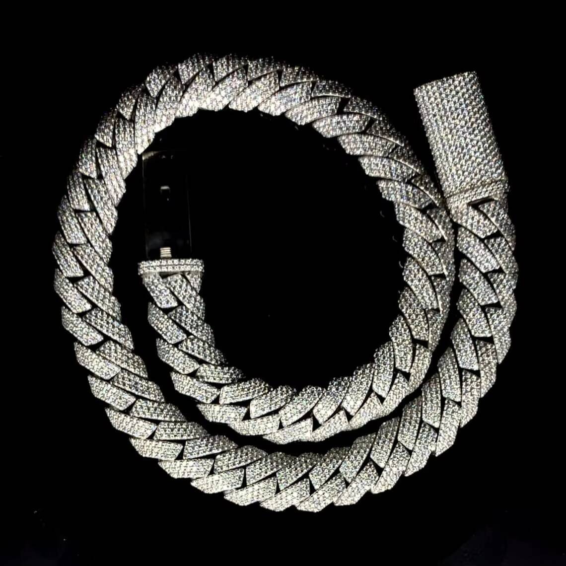 16 Miami Iced Out Cuban Chain Made In 925 Sterling Silver Embellished With Moissanite Diamond Iced Out Hiphop Cuban Link Chain