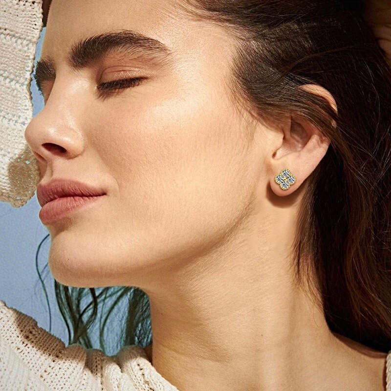 S Pure Sier Moissanite Four-Leaf Clover For Women, Light Niche High-End Flower Full Dia Earrings 321