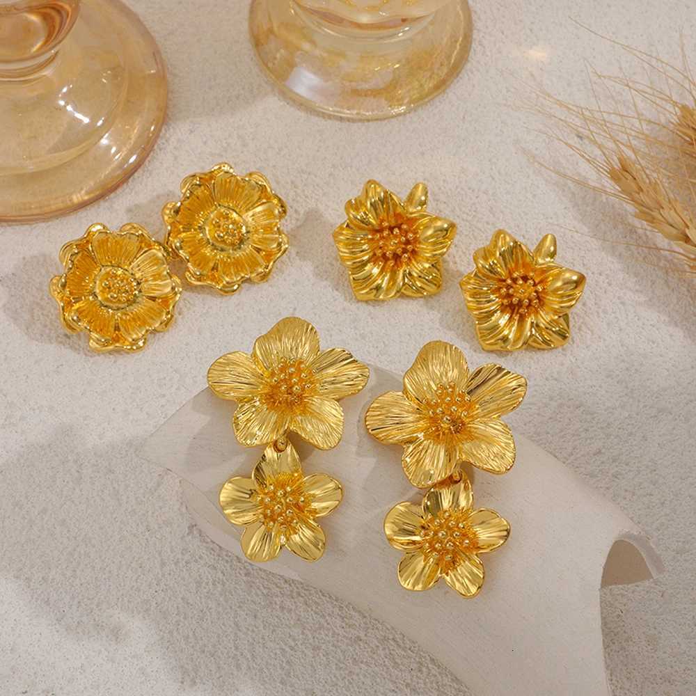 18K Gold Plated Metal Flower Stud Earrings for Women Fashion Stainless Steel Gold Color Waterproof Earring Statement Jewelry y250715