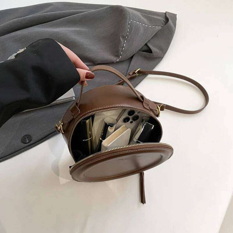 Solid color Crossbody For Round Small Handbag Women Fashion Designer Bags Leather Shoulder Bag Female Zipper Purses