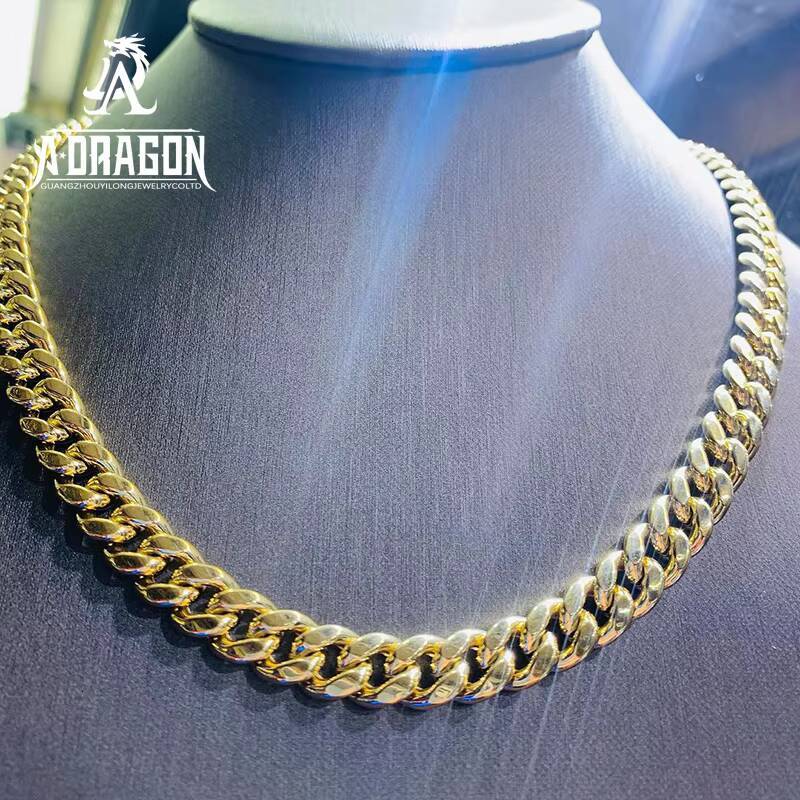 Hip Hop Style Cuban Link Chain Moissanite Vvs Iced Out Round Brilliant Cut Diamond 925 Silver Heavy Cuban Necklace