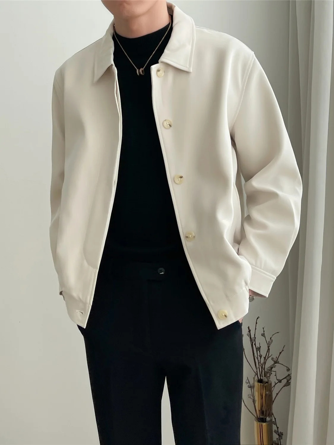 Spring and Autumn Mens Casual Apricot Lapel Jacket Loose Korean Version of The Trend Short Silhouette Coat Top Men 250716