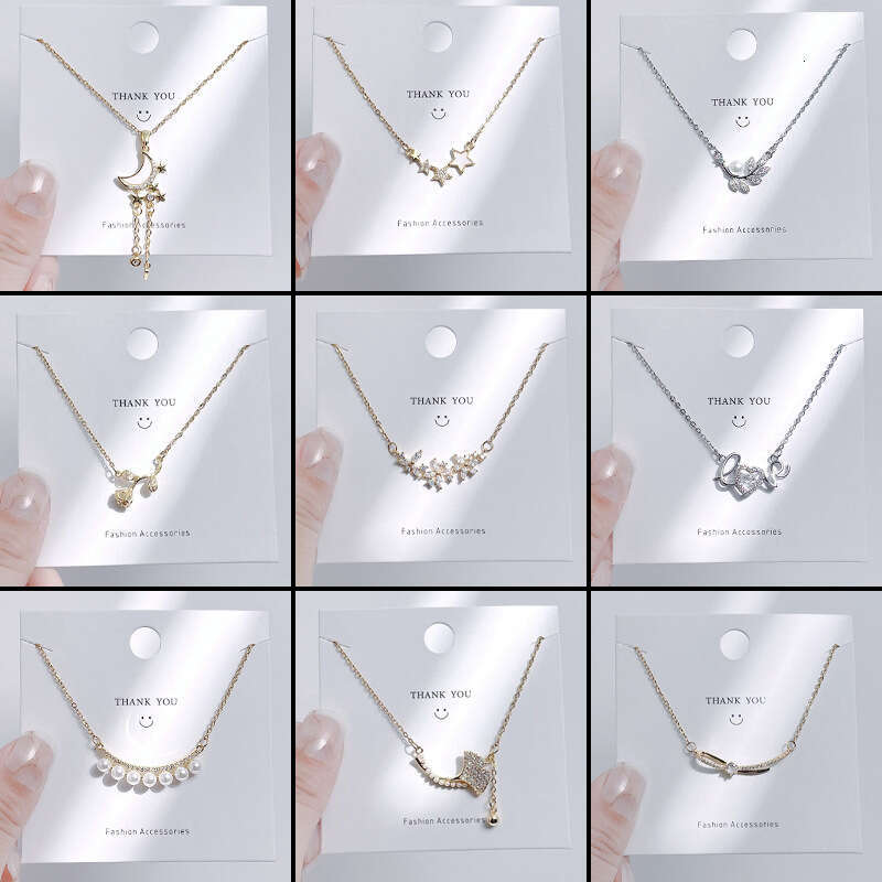 Leaf Necklace For Women Star Moon Collarbone Titanium Steel Non-Fading Elegant Versatile Personality Design Sense Neck Chain Exquisite 954