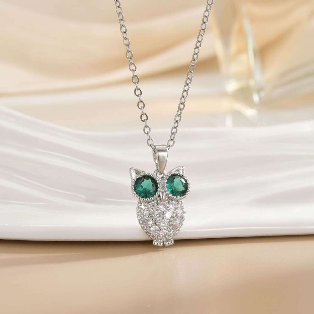 INS Style Crystal Owl Pendant Necklace For Women, Niche Light Personality Clavicle Chain Jewelry C9b