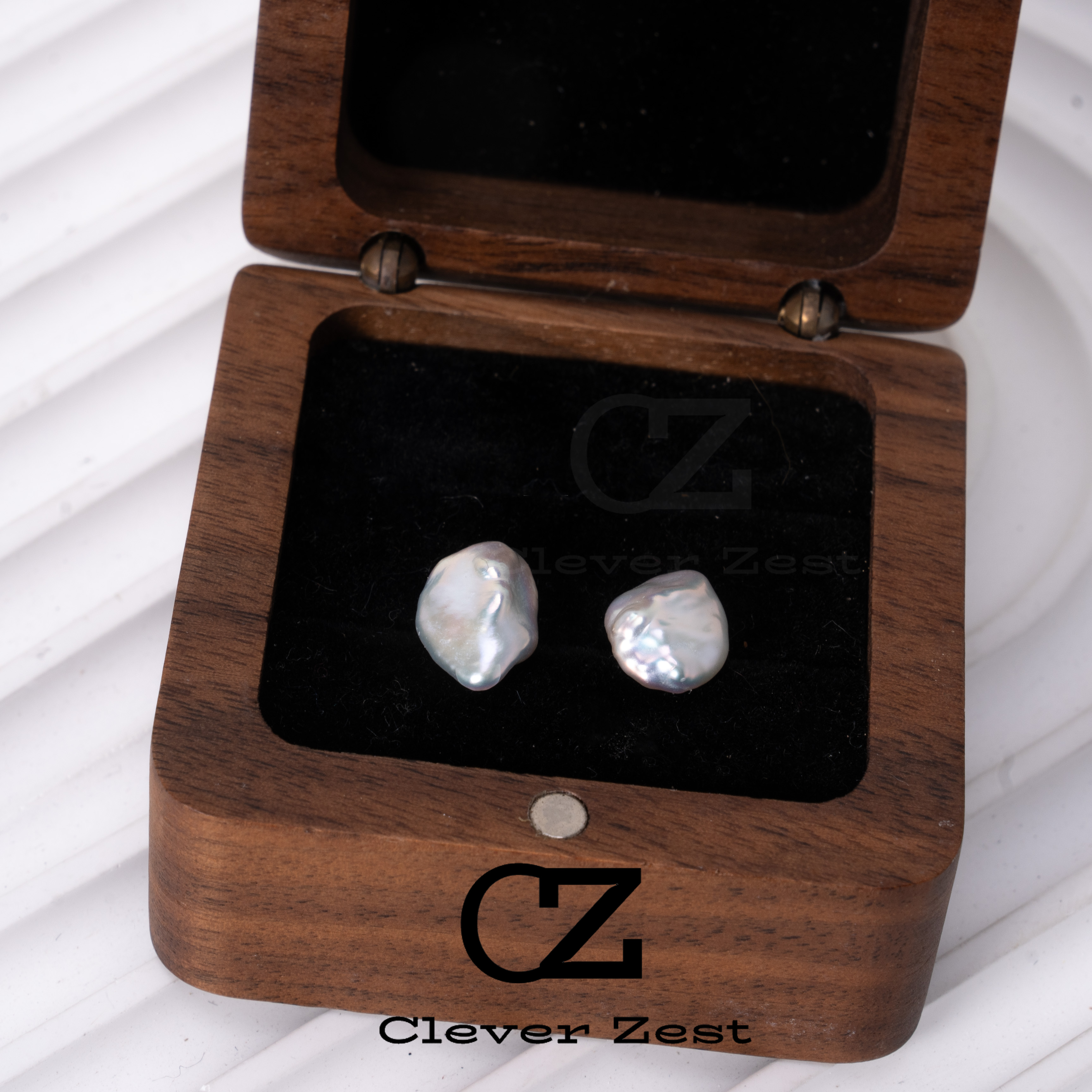 Natural freshwater pearl without nucleus pearl S925 silver freshwater keshi pearl earrings irregular personality unique ladies gift