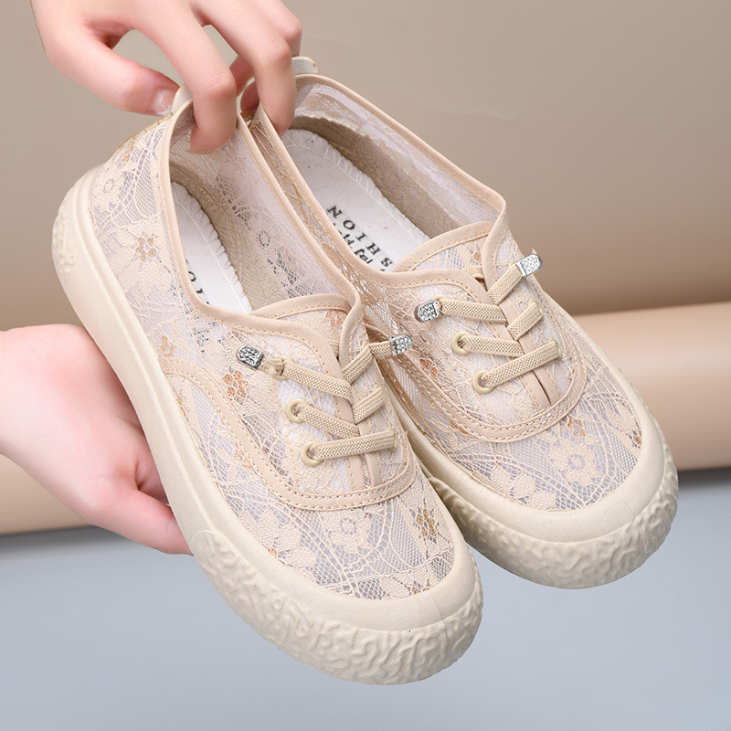 Summer new lace mesh breathable casual sports shoes designer shoes with thick soles and lightweight women's sports shoes