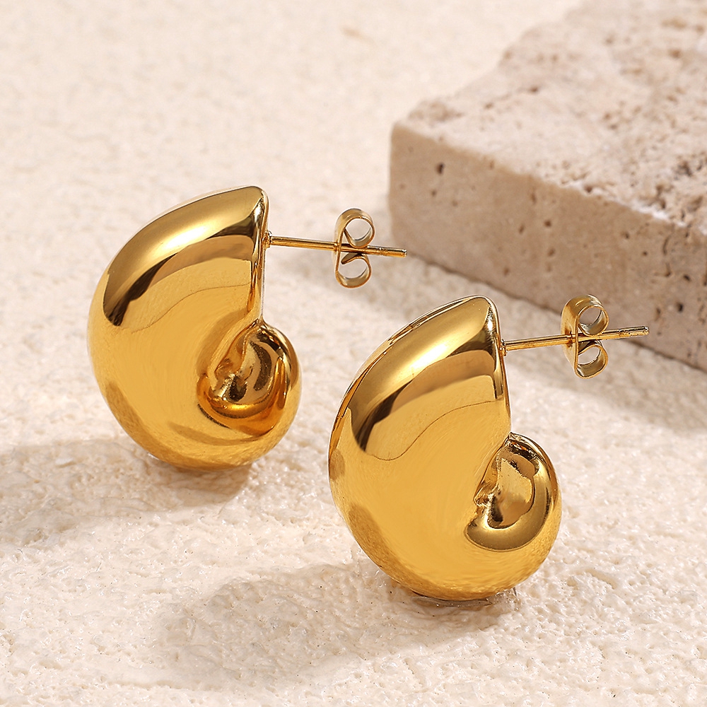 Designer Earring Water Drop Plated 18K gold Hollow Comma Shape Design Stainless Steel Jewelry