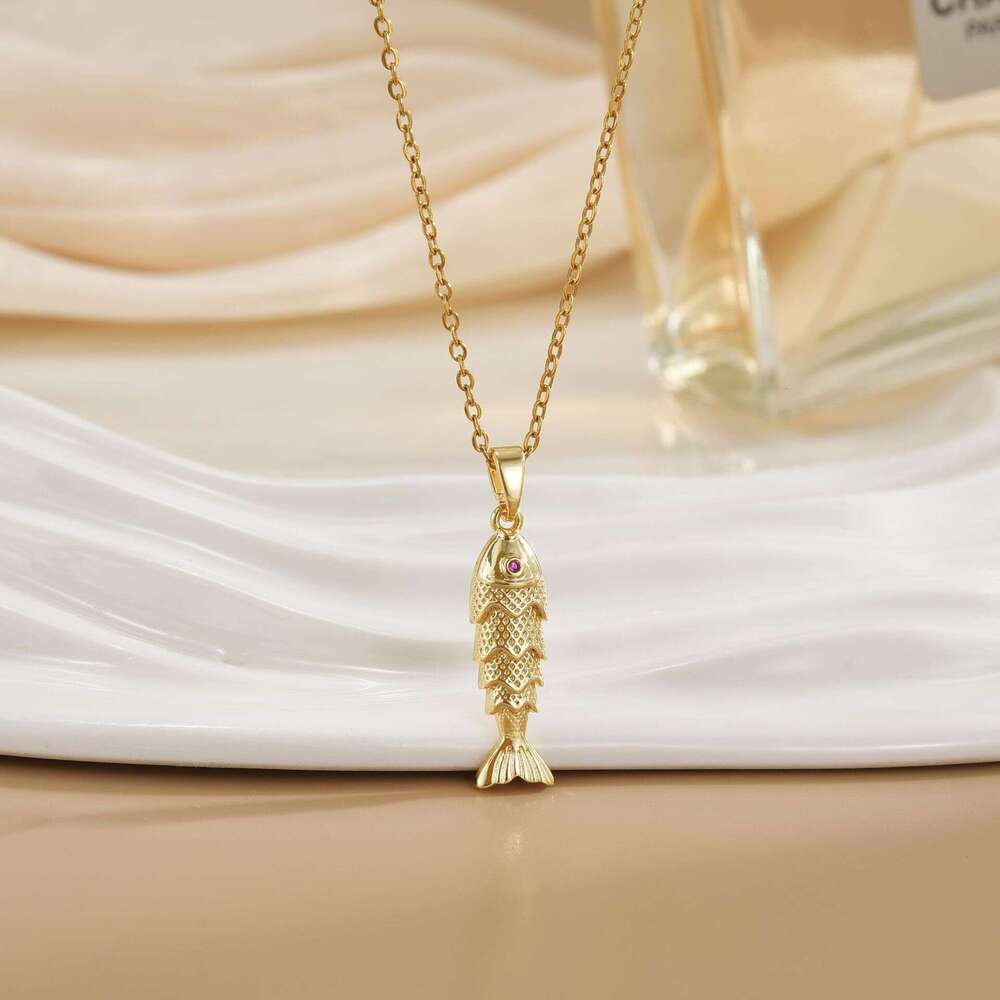 Fashion Versatile Light Personalized Animal Koi Titanium Steel Pendant Necklace Women's Collarbone Chain B40