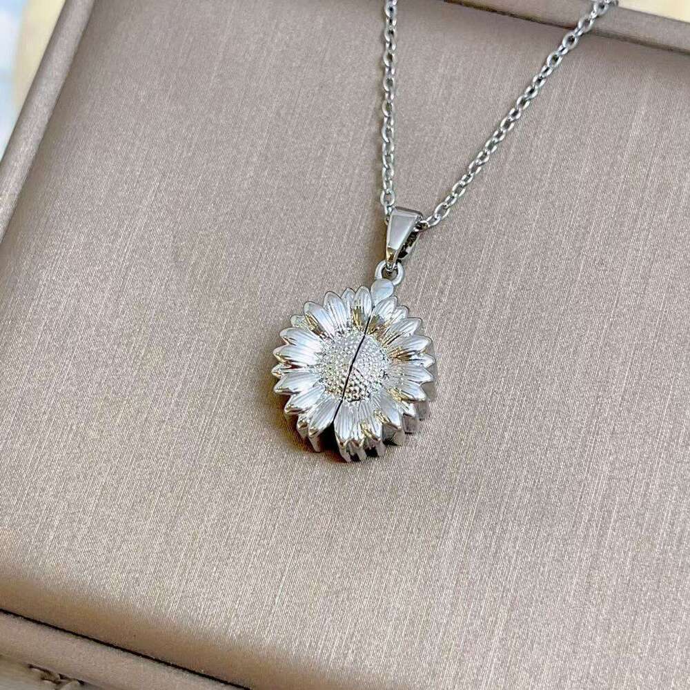 New Suower Necklace Open Pendant Engraved YOUARE MY SUNSHINE You Are My Sunshine 614