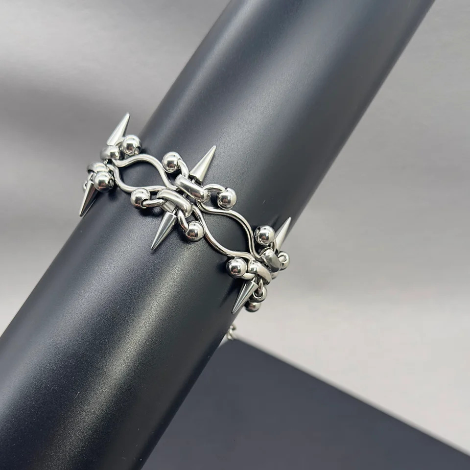 Handmade Punk Rock Piercing Spike Double Layer Chain Cross Choker for Women Men Grunge Fashion Stainless Steel Rivet Necklace 250716