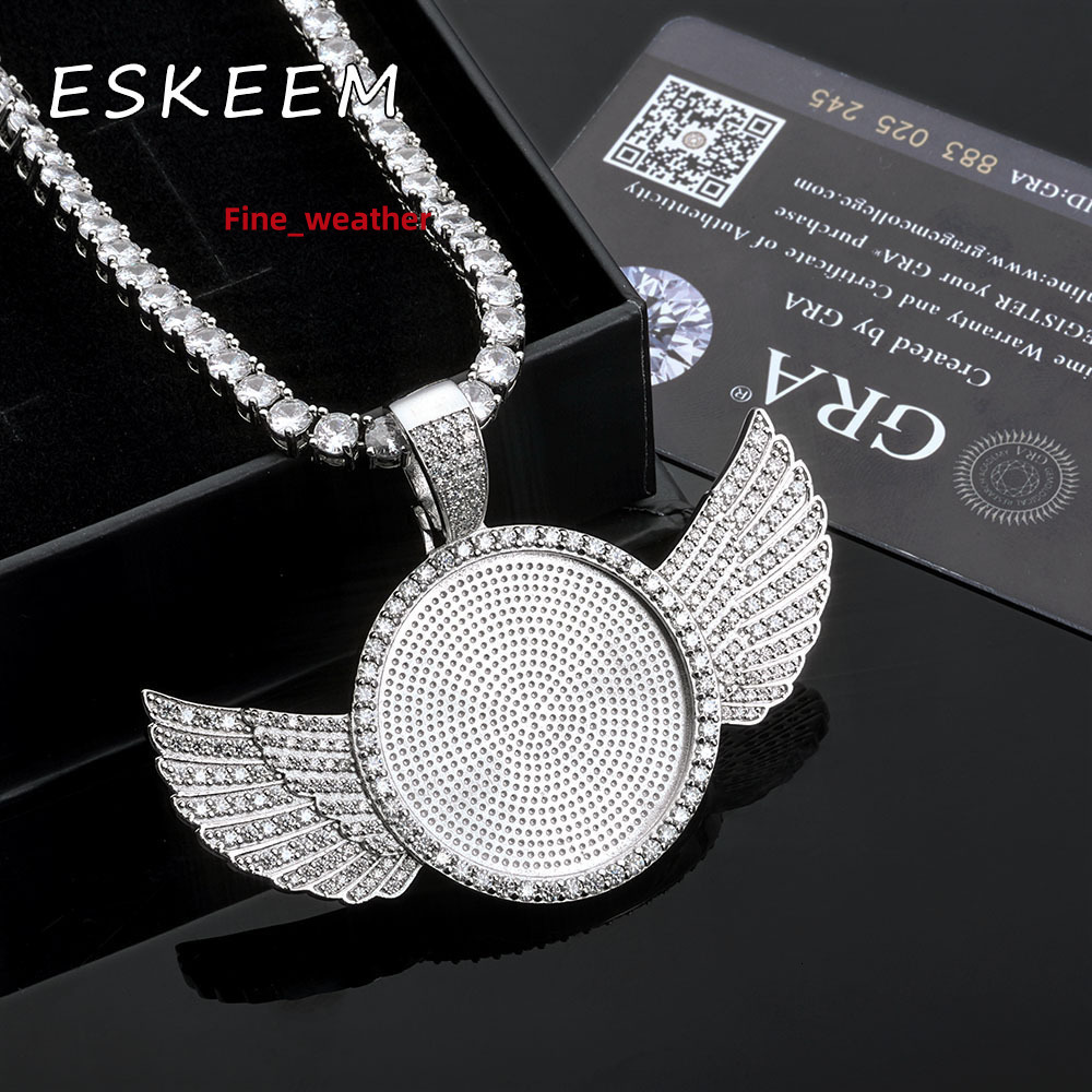 Personalized Custom Jewelry Vvs Moissanite Photo Pendant 925 Silver Angel Wing Design Circular Picture Memory Pendant Gifts