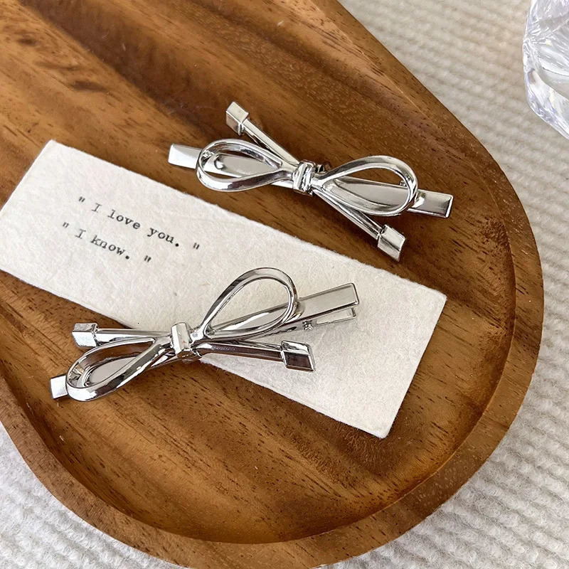 Sweet Metal Bow Barrettes Female Hairpin Back Head Low Ponytail Side Duckbilled Clip Hair Accessory Silver Color Styles 250716