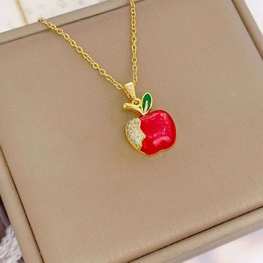 2025 New Creative Apple Pendant Exquisite High-End Niche Design Style Collarbone Chain B19