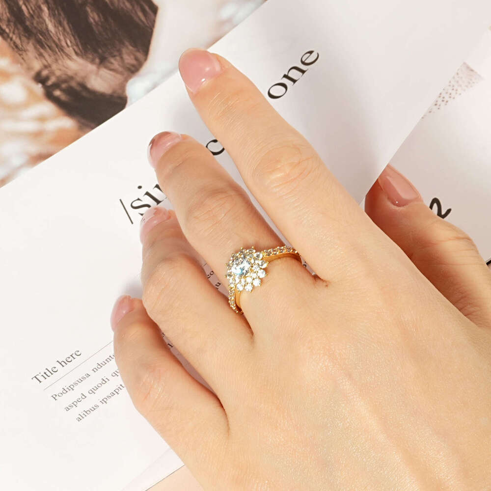 Icy Snowflake Fashion Commuting Classic Live Imitation Moissanite Ring Personality Versatile 919