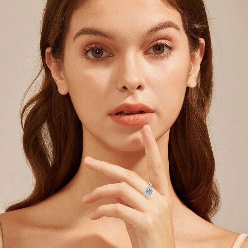 Fashion Sunflower For Women, Light Luxury High-End Feel, Silver Gold-Plated Moissanite Diamond Ring 852