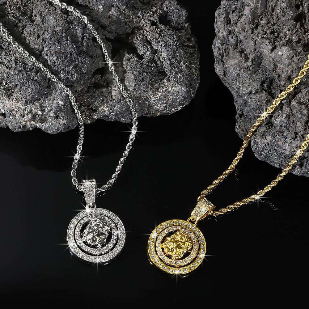 Hot Selling Hip-Hop Dia-Studded New Style Personalized Pendant Necklace for Men