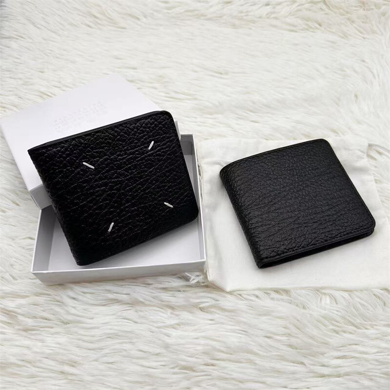 PYC M Style 24SS Classic Four-Corner Stitching Logo Leather Bifold Wallet Card Holder Unisex Coin Purse
