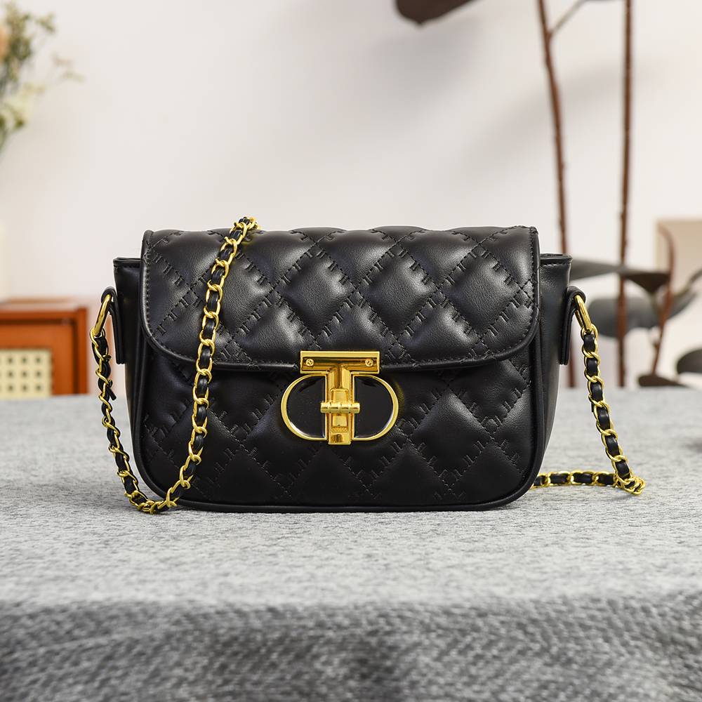 New arrival! Stylish and simple quilted stitched shoulder crossbody bag with a small gold ball chain, a versatile phone bag for women