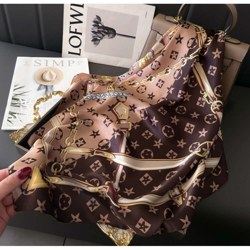 Lvly Scarves Luxury Head Scarf Luxe Brand Designer Hair Scarf Print Scarf Large Handkerchief Hijab Shawl Vintage High Quality Brand Cargo For Women 40Style 719