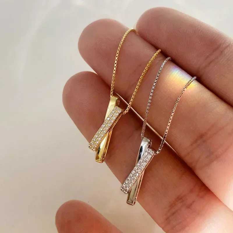 New Minimalist Letter X Womens Zircon Necklace for Daily Wear Minimalist Design Personalized Elegance Jewelry AccessoriesXJ250717