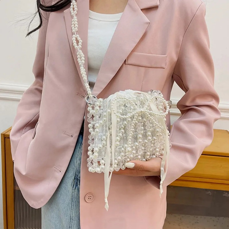 Pearl Exquisite Shiny Coin Purse for Ladies - Stylish Earring Bag Design