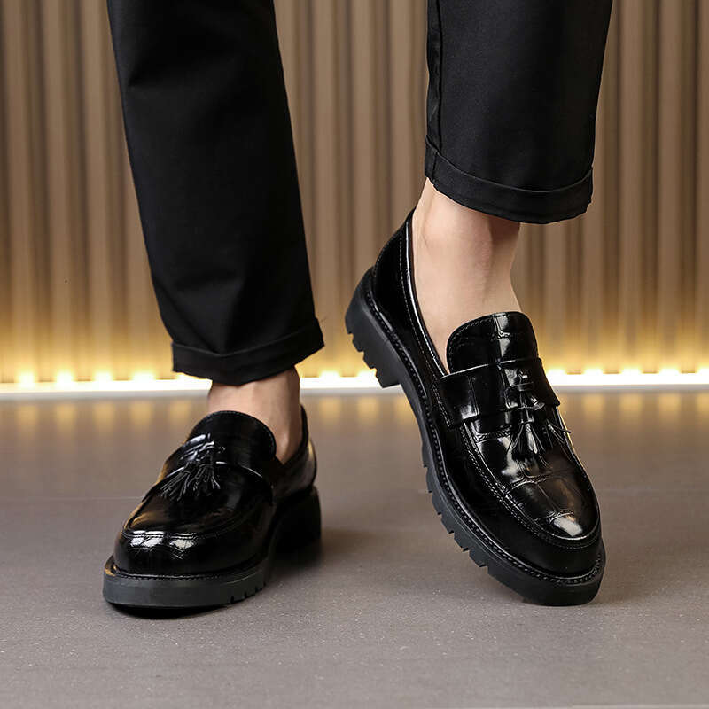 Tassel Thick-Soled for Men, British Style Trendy Business Formal Height-Increasing Hairstylist Men's Shoes, Big Round Toe Casual Leather Shoes