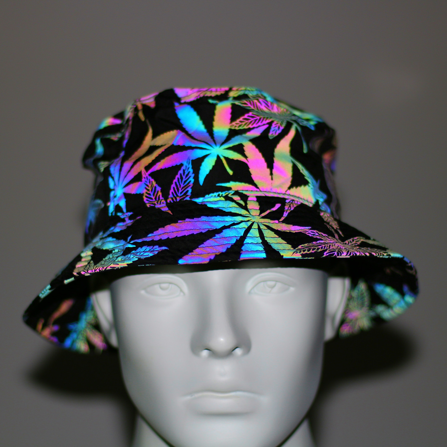 Stage Wear Rainbow Pattern Reflective Bucket Hat Unisex Outdoor Casual Sun Hat Colorful Luminous Sunshade Hat