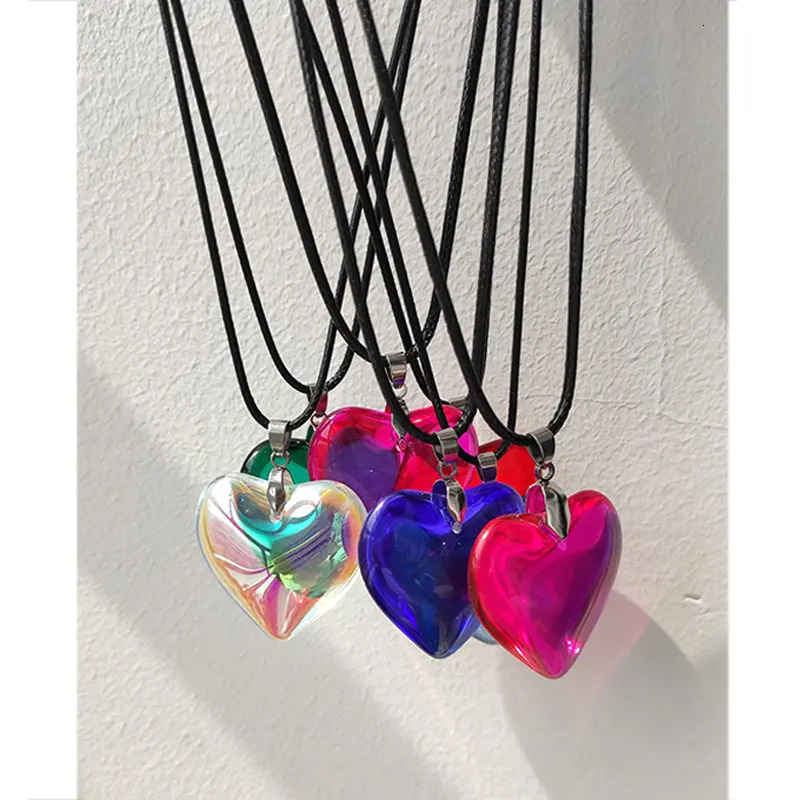 Exaggerated Personality Colorful Laser Love Heart Pendant Necklace for Women Girl Y2K Summer Couple Jewelry HUANZHI 250715
