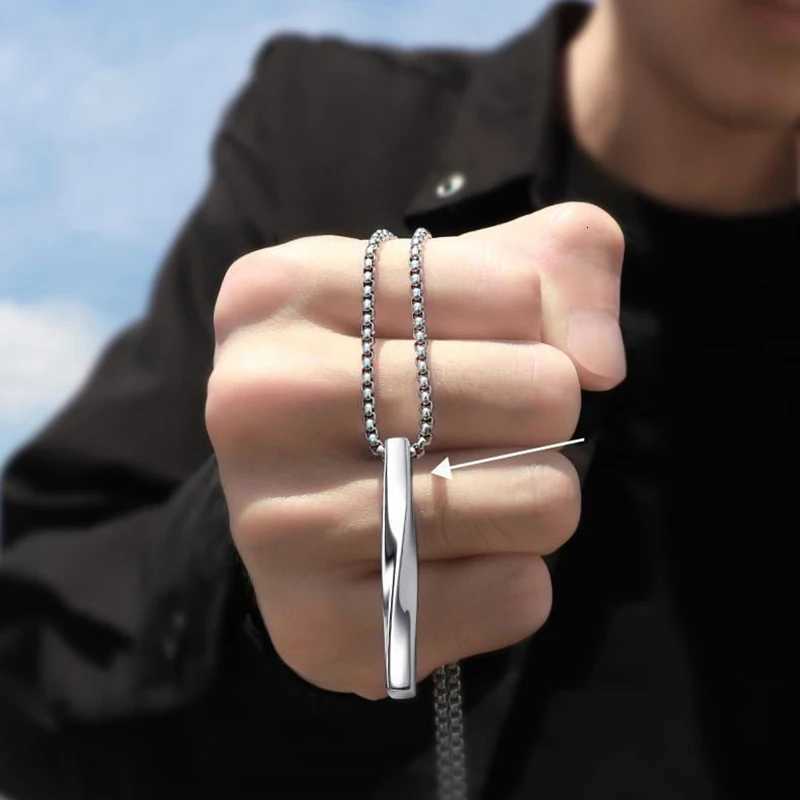 2023 Fashion New Black Rectangle Pendant Necklace Mens Collar Trendy Simple Stainless Steel Chain Mens Necklace Jewelry Gift XJ250717