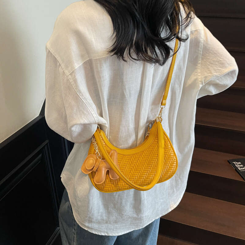 Women's 2025 Summer New Versatile Crossbody Dumpling Simple Woven Single Shoulder Underarm Bag for Women